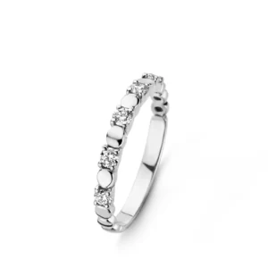 Store One More ischia basics